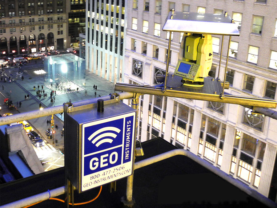 Automatic monitoring by GEO-Instruments at fifth Avenue, New York